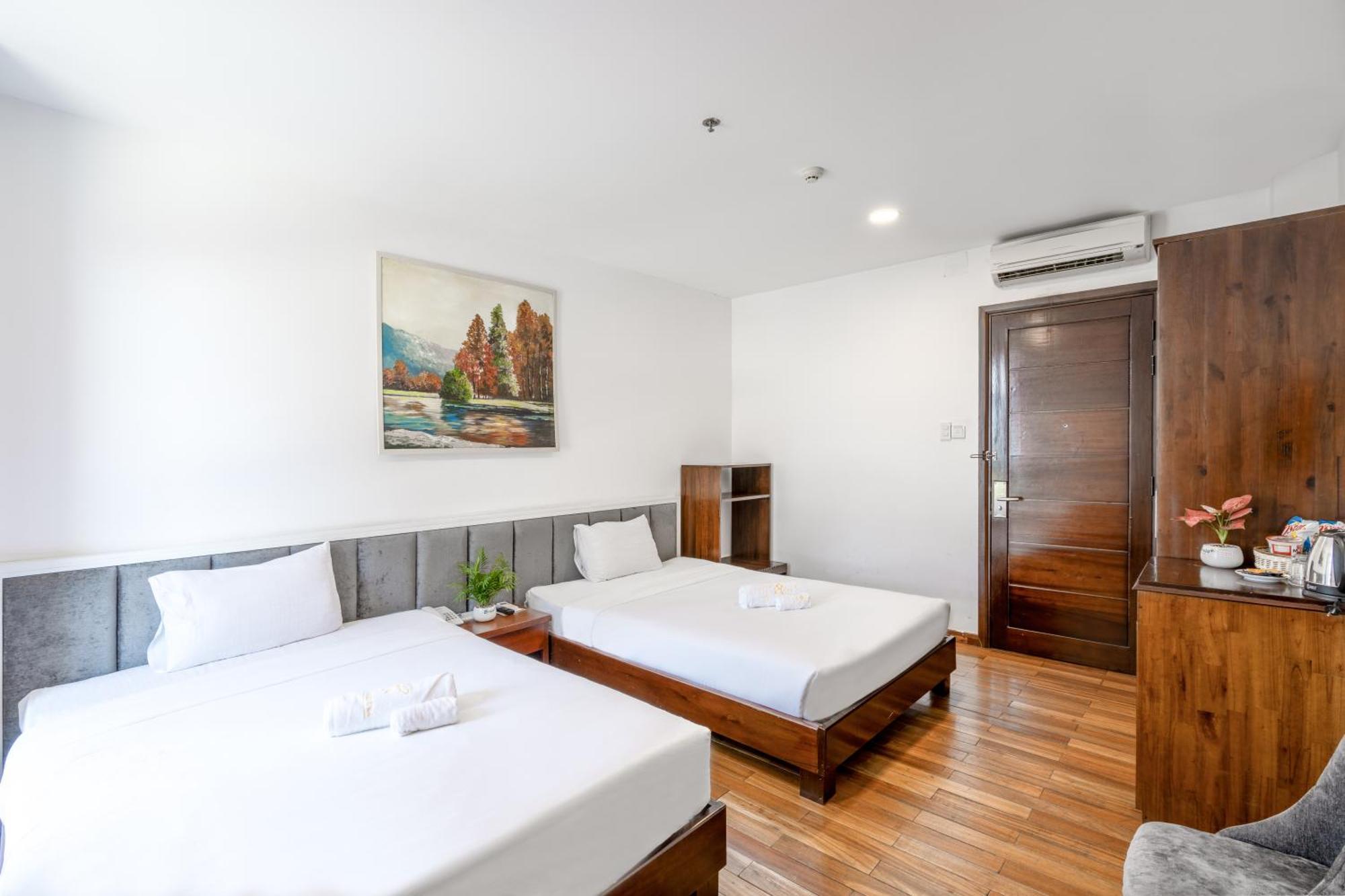 Khách sạn Tarasa 3*